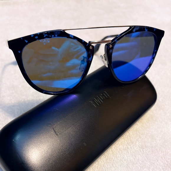 Alexander McQueen (McQ) blue sunglasses MQ0037SA main image 3